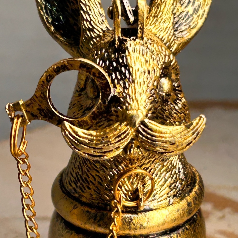 Antique-Style Rabbit Snuffer Scholar Whimsical Conversation Piece Candle Snuffer